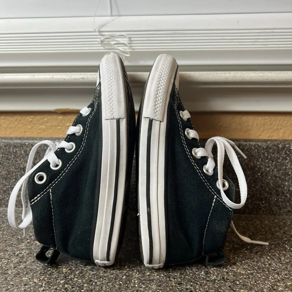 Converse All Star Kid Youth Sz 12 Black Canvas Sneaker Lace Up Mid Padded Tongue